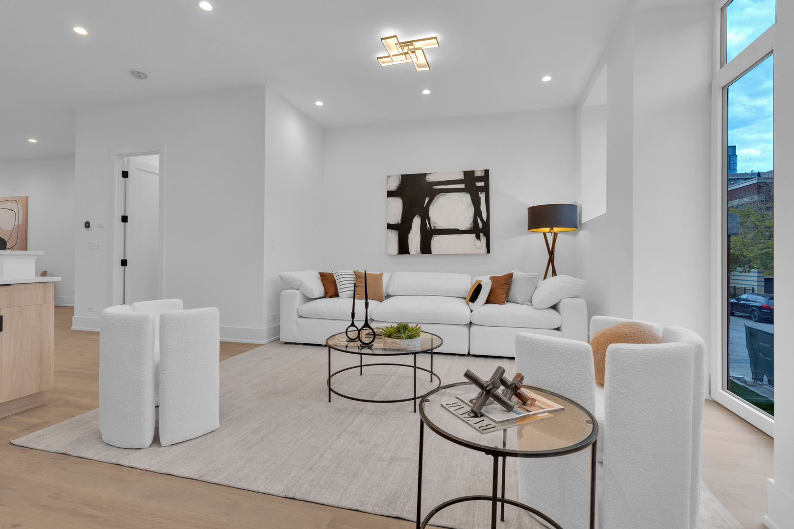 505 W Elm Street 105