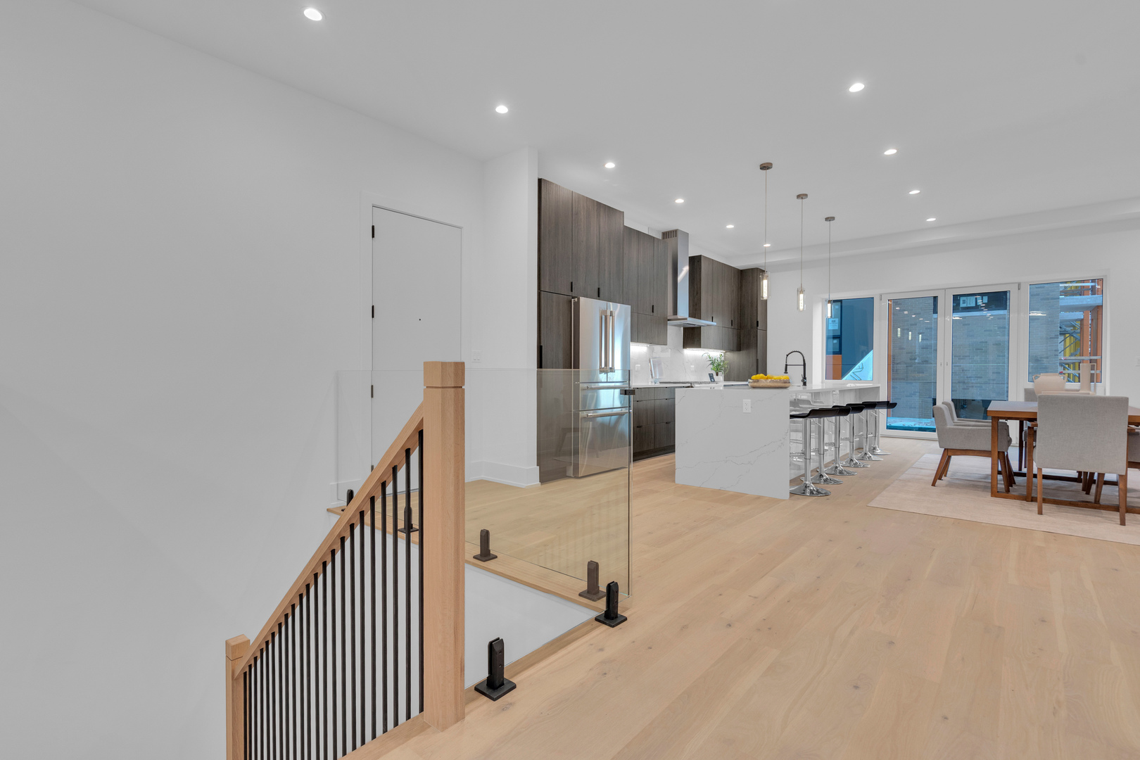 505 W Elm Street 105