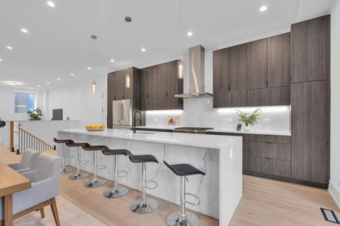 Tiny photo for 505 W Elm Street #5, Chicago, IL 60610 (MLS # 12605615)