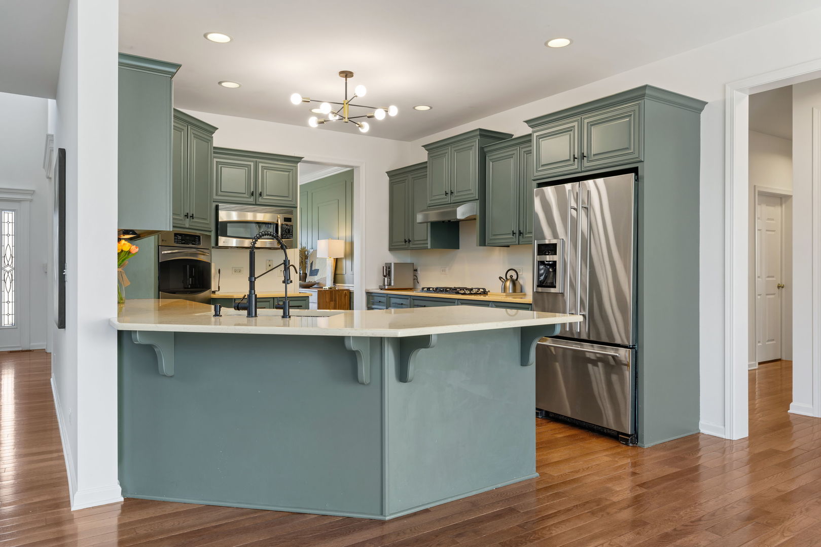 0N225 Woodland Court