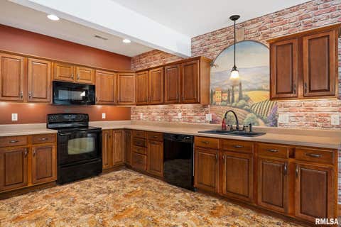 Tiny photo for 2988 N 400 East Road, Mclean, IL 61754 (MLS # 12647535)