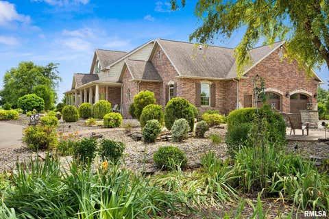 Tiny photo for 2988 N 400 East Road, Mclean, IL 61754 (MLS # 12647535)
