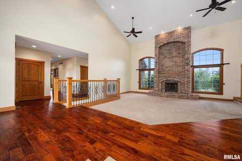Tiny photo for 2988 N 400 East Road, Mclean, IL 61754 (MLS # 12647535)