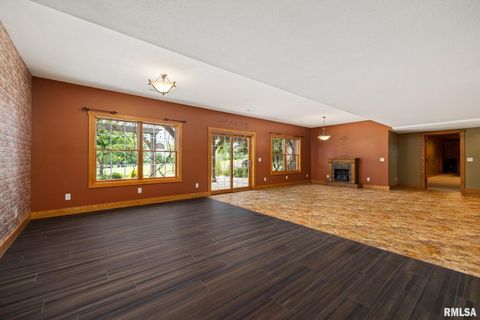 Tiny photo for 2988 N 400 East Road, Mclean, IL 61754 (MLS # 12647535)