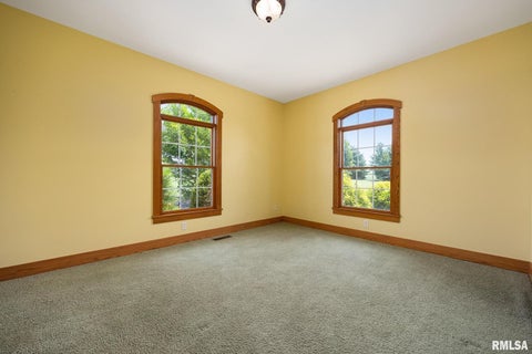 Tiny photo for 2988 N 400 East Road, Mclean, IL 61754 (MLS # 12647535)