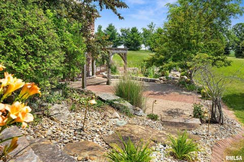 Tiny photo for 2988 N 400 East Road, Mclean, IL 61754 (MLS # 12647535)