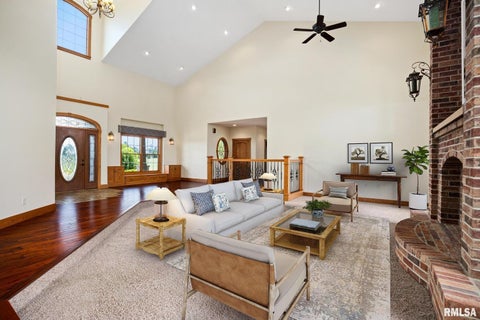 Tiny photo for 2988 N 400 East Road, Mclean, IL 61754 (MLS # 12647535)