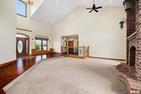 Tiny photo for 2988 N 400 East Road, Mclean, IL 61754 (MLS # 12647535)