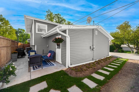 Tiny photo for 562 Coolidge Avenue, Glen Ellyn, IL 60137 (MLS # 12790485)