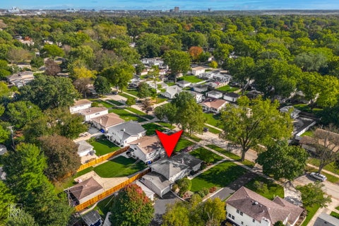 Tiny photo for 562 Coolidge Avenue, Glen Ellyn, IL 60137 (MLS # 12790485)