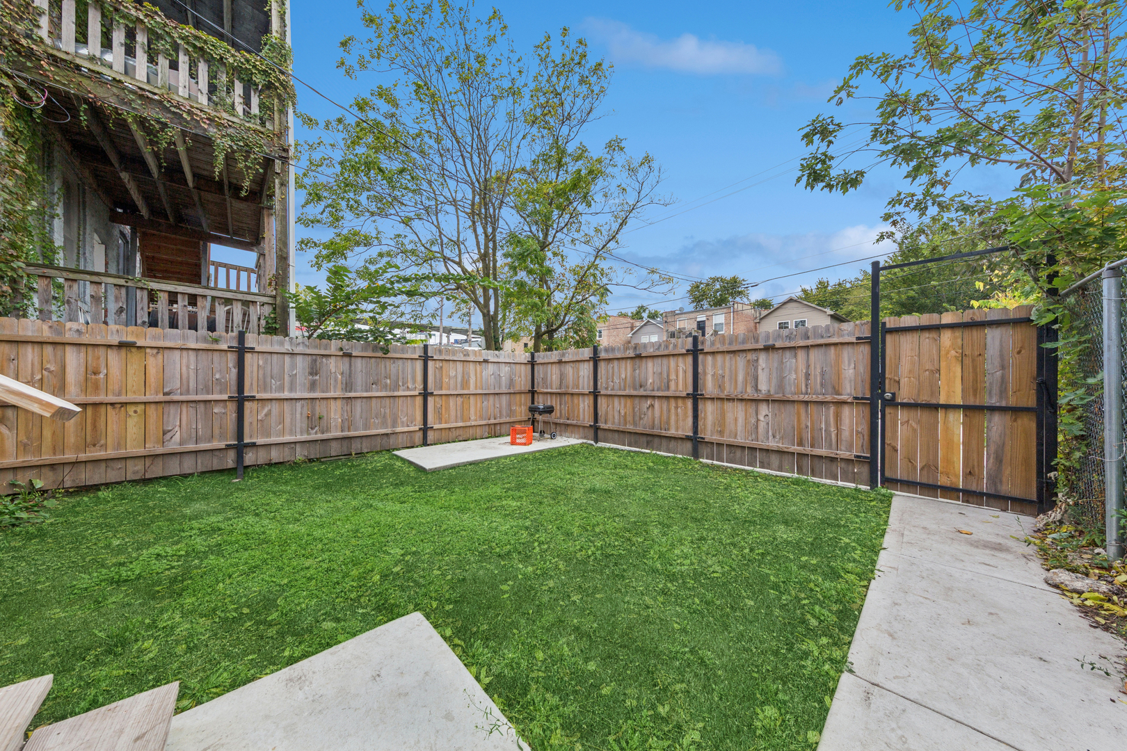 1918 S Kedzie Avenue