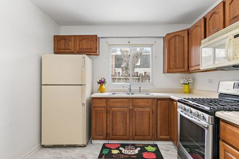 Tiny photo for 1531 Mckool Avenue, Streamwood, IL 60107 (MLS # 12563466)