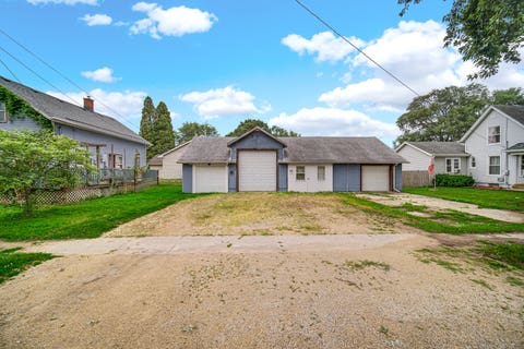 Tiny photo for 902 Berylan Street, Belvidere, IL 61008 (MLS # 12723840)