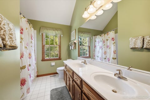 Tiny photo for 1222 Winners Cup Circle, St. Charles, IL 60174 (MLS # 12754849)