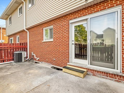 Tiny photo for 334 Northway Park Drive #5, Machesney Park, IL 61115 (MLS # 12500011)