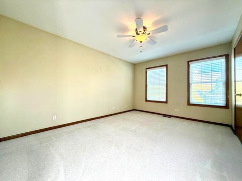Tiny photo for 1537 Chatfield Court #1537, Roselle, IL 60172 (MLS # 12496637)