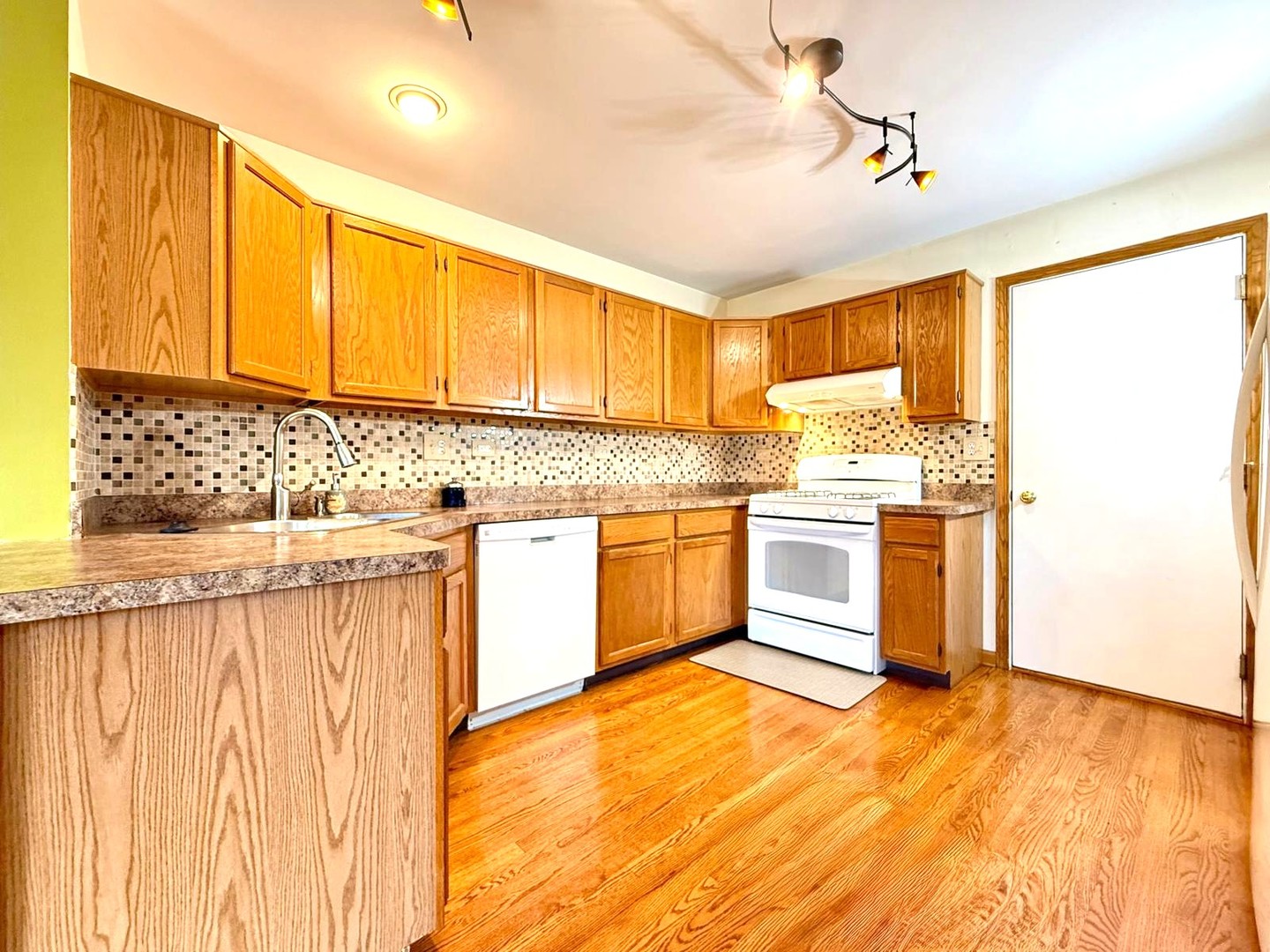 1537 Chatfield Court 1537