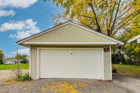 Tiny photo for 207 Shady Lane, Mundelein, IL 60060 (MLS # 12500073)