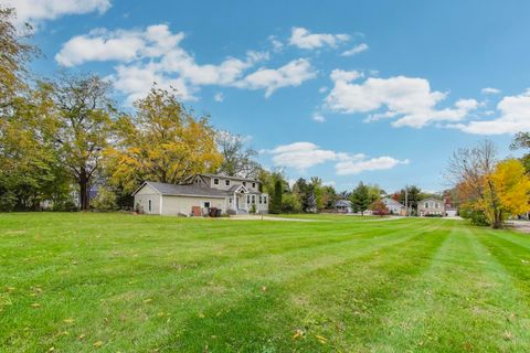 Tiny photo for 207 Shady Lane, Mundelein, IL 60060 (MLS # 12500073)