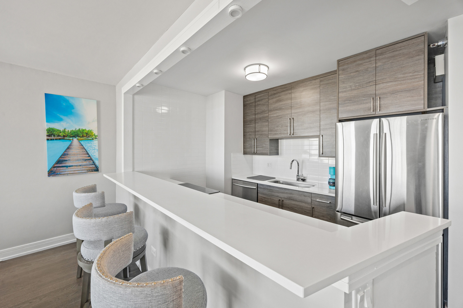 400 N La Salle Drive 3412