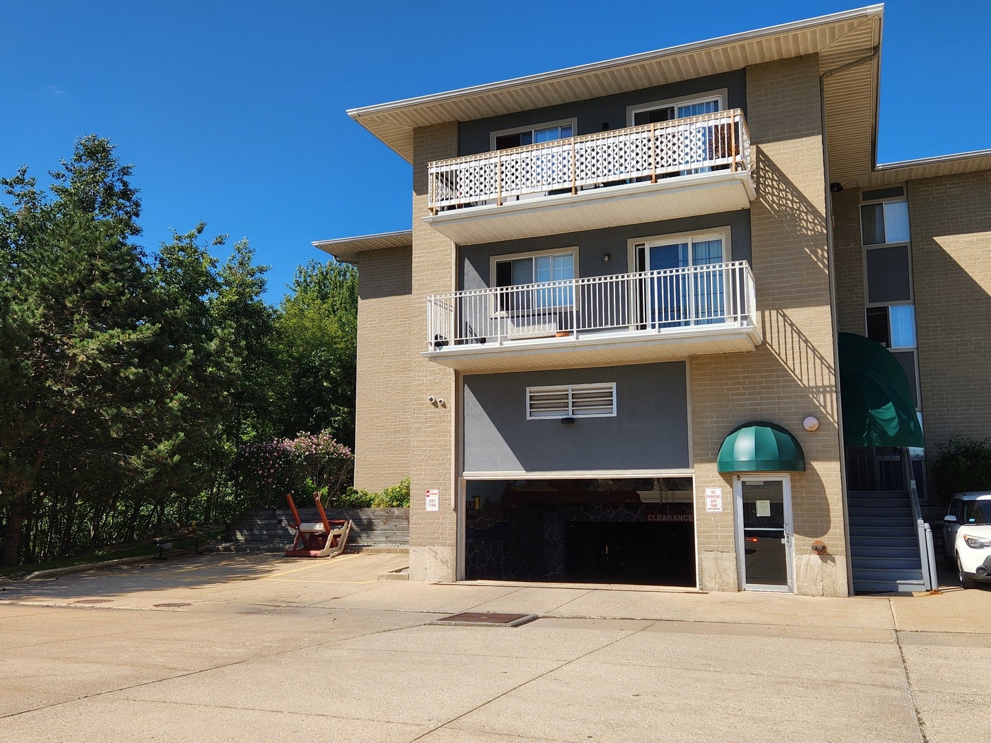 3305 Sunset Avenue 122