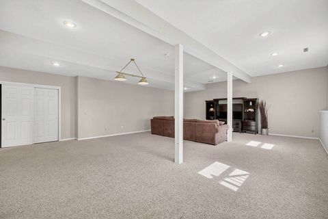 Tiny photo for 2919 E 44th Court, Davenport, IA 52807 (MLS # 100000346)