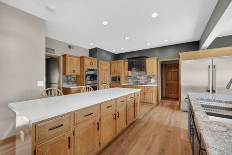 Tiny photo for 2919 E 44th Ct Court, Davenport, IA 52807 (MLS # 100000346)