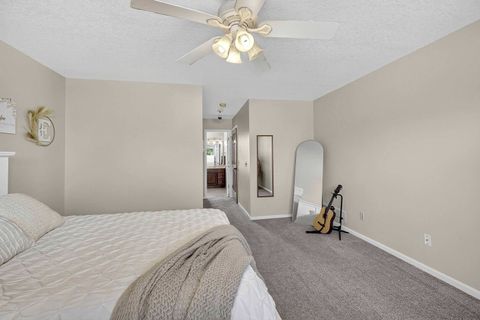 Tiny photo for 2919 E 44th Court, Davenport, IA 52807 (MLS # 100000346)