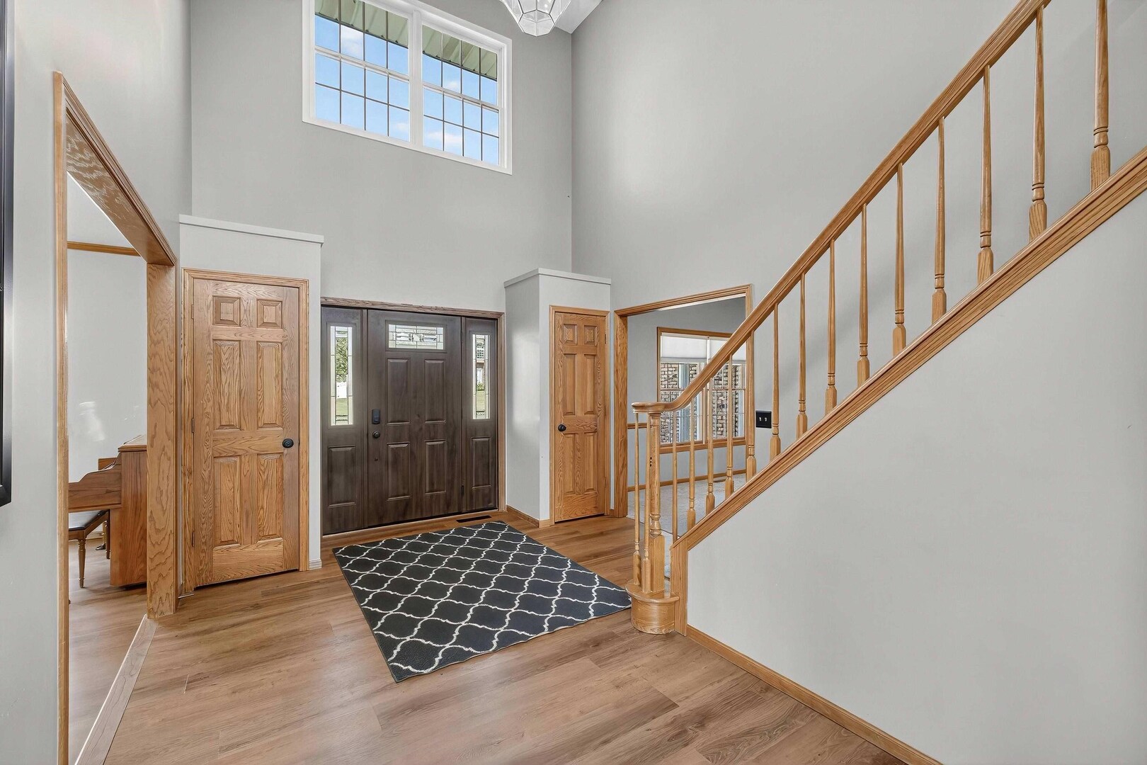 2919 E 44th Court