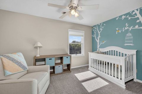 Tiny photo for 2919 E 44th Court, Davenport, IA 52807 (MLS # 100000346)