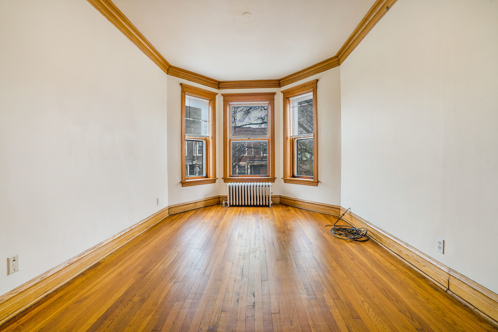 2953 W Belden Avenue 2E