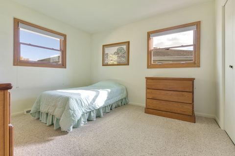 Tiny photo for 522 Edgewood Lane, Elk Grove Village, IL 60007 (MLS # 12523570)