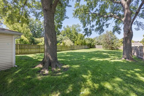 Tiny photo for 730 S Monterey Avenue, Villa Park, IL 60181 (MLS # 12676617)