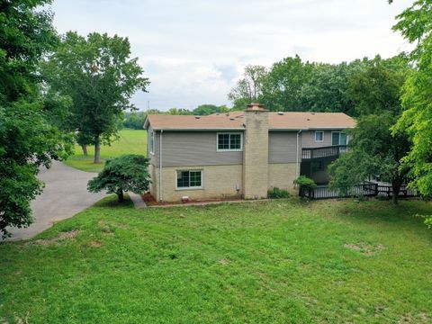 Tiny photo for 49 Braeburn Lane, Barrington Hills, IL 60010 (MLS # 12502025)