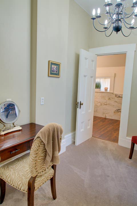 Tiny photo for 224 E 6th Street, Davenport, IA 52803 (MLS # 12741387)