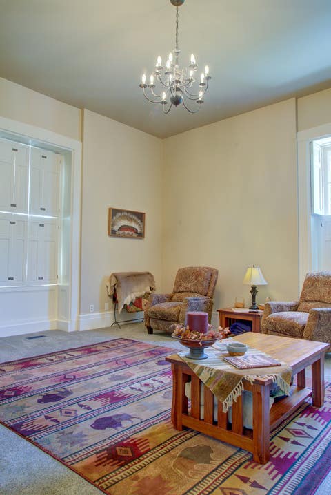 Tiny photo for 224 E 6th Street, Davenport, IA 52803 (MLS # 12741387)