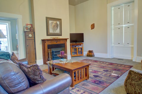 Tiny photo for 224 E 6th Street, Davenport, IA 52803 (MLS # 12741387)