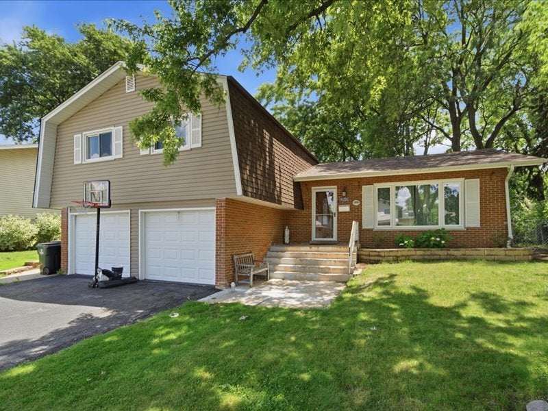 6313 Arcadia Drive