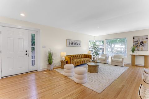 Tiny photo for 1810 SOUTH Boulevard, Evanston, IL 60202 (MLS # 12497111)