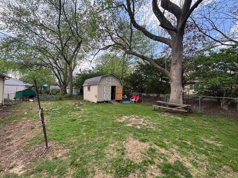 Tiny photo for 1802 E Michigan Avenue, Urbana, IL 61802 (MLS # 12625417)