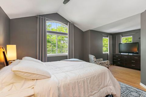 Tiny photo for 1823 Kelberg Avenue, Hoffman Estates, IL 60192 (MLS # 12491207)