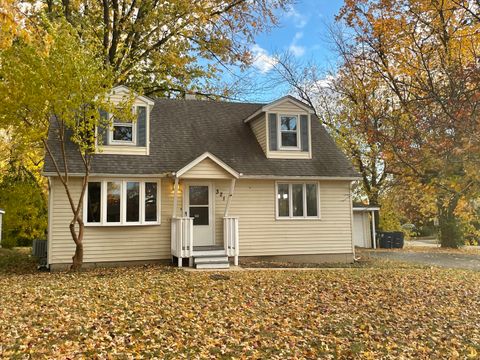 Photo of 321 Janet Avenue, Darien, IL 60561 (MLS # 12515450)