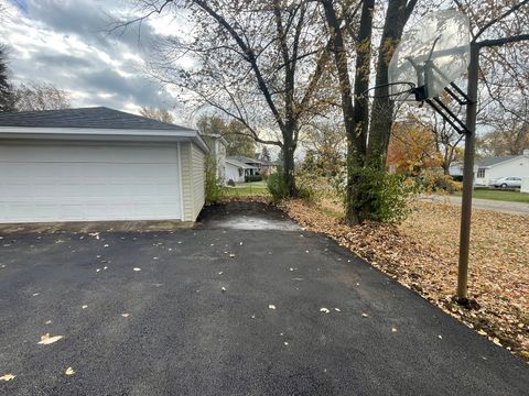 Tiny photo for 321 Janet Avenue, Darien, IL 60561 (MLS # 12515450)