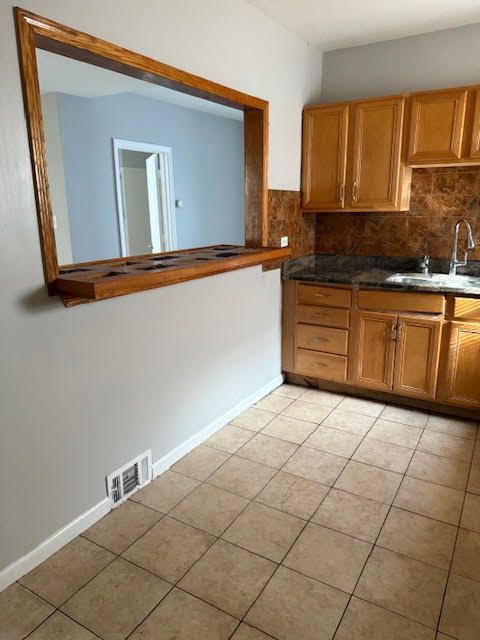 Tiny photo for 9318 S Manistee Avenue, Chicago, IL 60617 (MLS # 12521192)