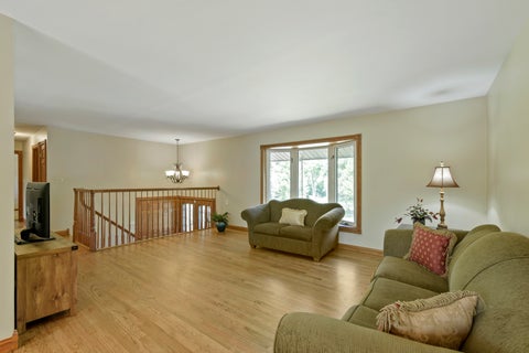 Tiny photo for 1120 Concord Lane, Hoffman Estates, IL 60192 (MLS # 12724107)