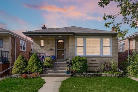 Photo of 7714 Lavergne Avenue, Burbank, IL 60459 (MLS # 12494826)
