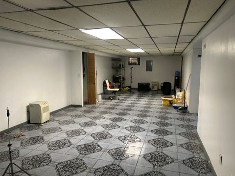 Tiny photo for 14904 Springfield Avenue, Midlothian, IL 60445 (MLS # 12599580)