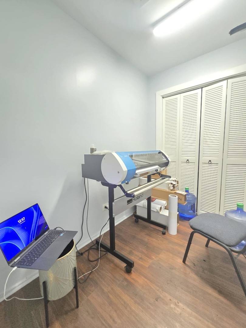 16600 Crawford Avenue