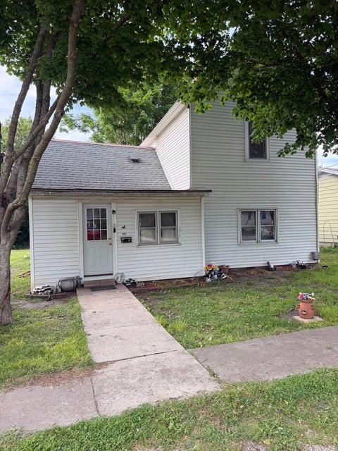 Photo of 602 E Locust Street, Fairbury, IL 61739 (MLS # 12660034)