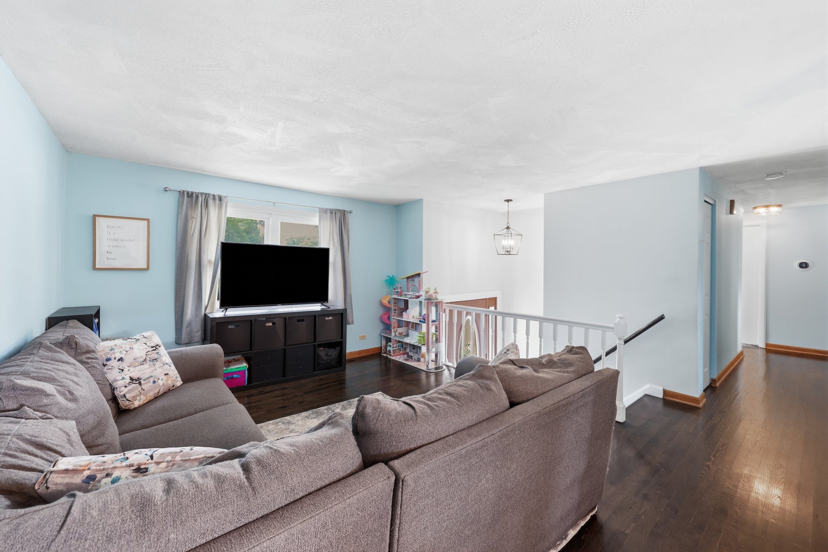 1419 Hampton Lane